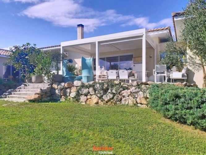 Photos 4 - Prestige - Villa d'architecte contemporaine de 378 m² avec CHAMBRES d'