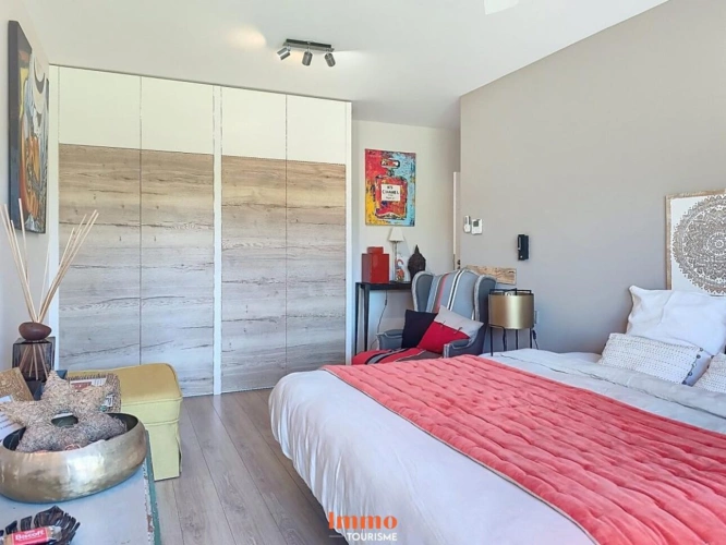 Photos 13 - Prestige - Villa d'architecte contemporaine de 378 m² avec CHAMBRES d'