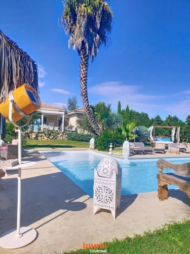 Photos 19 - Prestige - Villa d'architecte contemporaine de 378 m² avec CHAMBRES d'