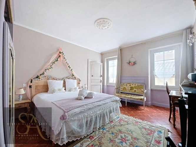 Photos 10 - Prestige - Propriete à vendre 8 pièces VILLASAVARY (11)