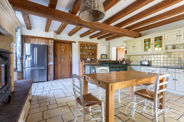 Photos 7 - Touristique - Propriete à vendre 7 pièces proche de BERGERAC (24)-Longère en pierre de 250 m2, 5 chambres, piscine, et grange aménageable de 200 m2 sur 3,8 HA