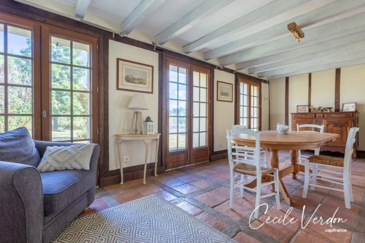 Photos 27 - Touristique - Propriete à vendre 7 pièces proche de BERGERAC (24)-Longère en pierre de 250 m2, 5 chambres, piscine, et grange aménageable de 200 m2 sur 3,8 HA