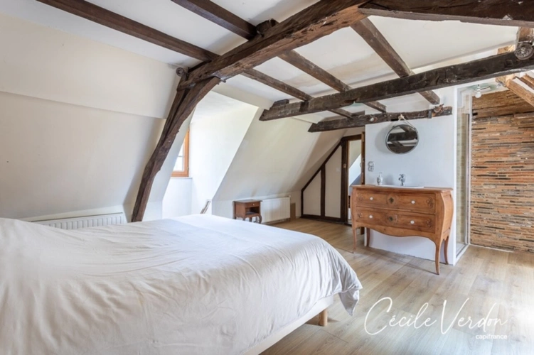 Photos 30 - Touristique - Propriete à vendre 7 pièces proche de BERGERAC (24)-Longère en pierre de 250 m2, 5 chambres, piscine, et grange aménageable de 200 m2 sur 3,8 HA