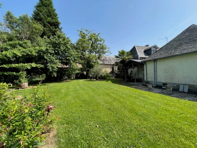 Photos 29 - Touristique - Dpt Corrèze (19), à vendre ESTIVAUX propriete P7