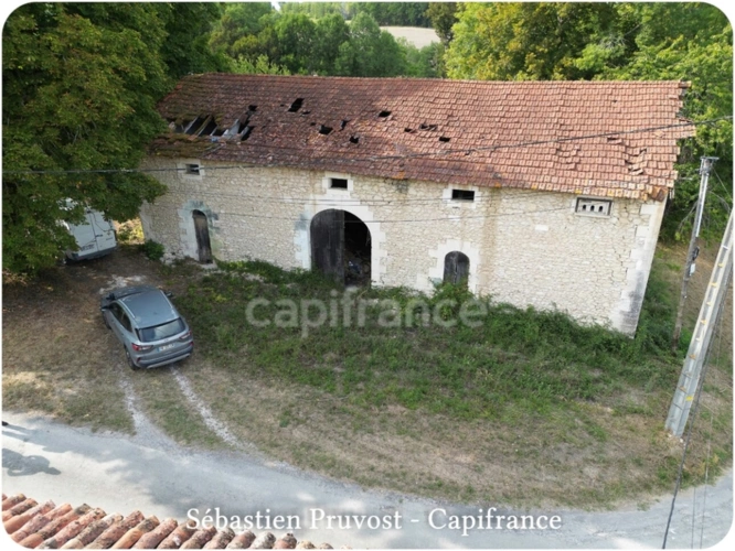 Photos 1 - Touristique - Dordogne (24) Grange aménageable à vendre 4 pièces BIRAS (24) 150m2 au sol
