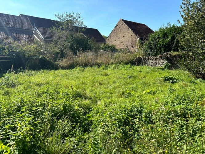 Photos 6 - Touristique - Petitemaison avec grange et jardin proche de POUILLY EN AUXOIS (21)