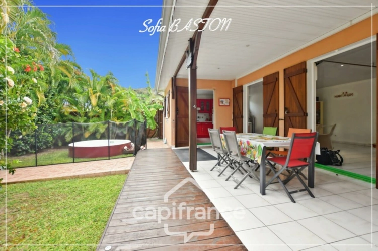Photos 1 - Prestige - Les Trois-Îlets – Maison T3 de plain-pied - piscine – Plage à pied 68m² Hab. – Terrain 237m2 (972) - A vendre