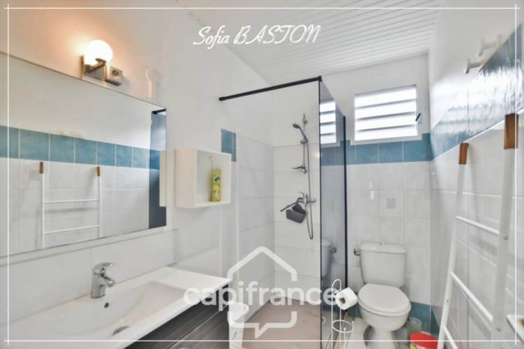 Photos 12 - Prestige - Les Trois-Îlets – Maison T3 de plain-pied - piscine – Plage à pied 68m² Hab. – Terrain 237m2 (972) - A vendre