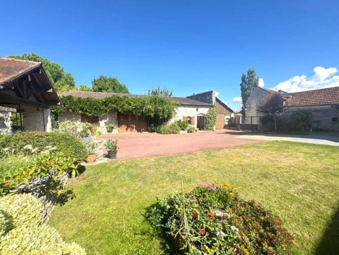 Photos 25 - Prestige - Propriete à vendre 7 pièces JOUY MAUVOISIN (78) - dépendance - garage - parcelle 2500 m²