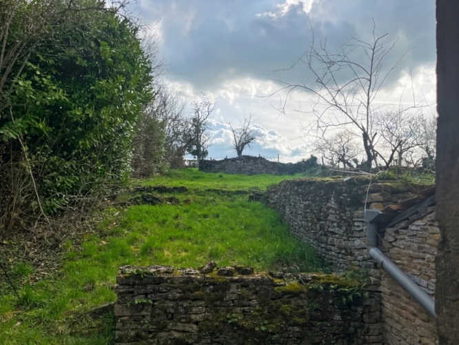 Photos 9 - Touristique - Dpt Saône et Loire (71), à vendre proche de SAINT GENGOUX LE NATIONAL grange mitoyenne à rénover