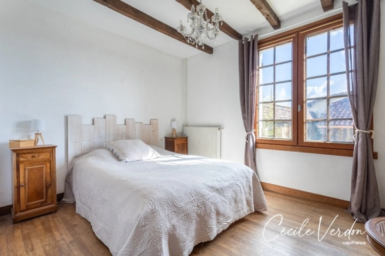 Photos 13 - Équestre - Propriete à vendre 7 pièces proche de BERGERAC (24)-Longère en pierre de 250 m2, 5 chambres, piscine, et grange aménageable de 200 m2 sur 3,8 HA