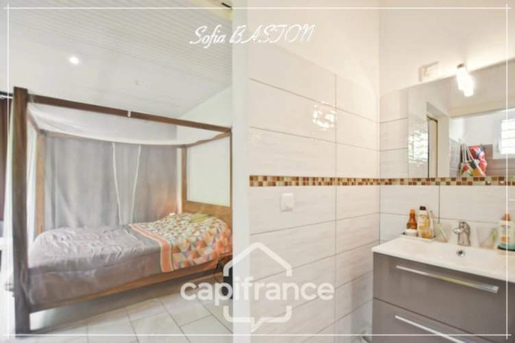 Photos 12 - Prestige - Les Trois-Îlets – Maison T3 -piscine– 200 m plage – 61 m² Hab. – Terrain plat 279 m² (972) - A vendre