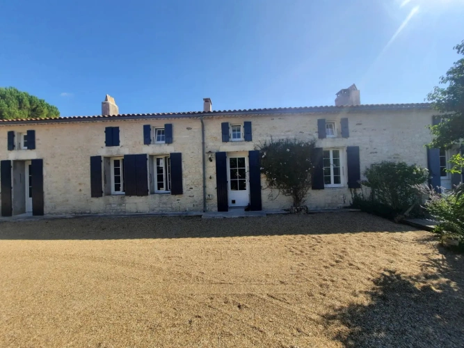 Photos 1 - Équestre - Propriété équestre de charme avec longère rénovée sur 1,3 ha – 20 min de Royan