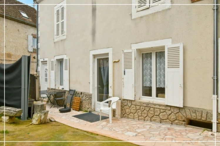 Photos 28 - Prestige - Propriete à vendre 10 pièces CHATEAUMEILLANT (18)