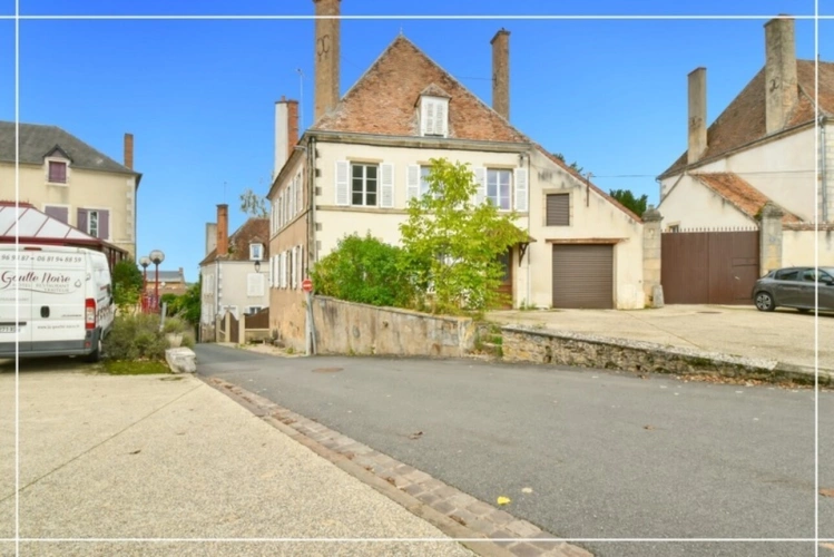 Photos 37 - Prestige - Propriete à vendre 10 pièces CHATEAUMEILLANT (18)