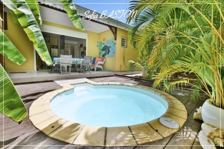 Photos 1 - Prestige - Les Trois-Îlets – Maison T3 Plain-pied – Piscine - 200 m plage – 58m² Hab. – Terrain 260 m² (972) - A vendre