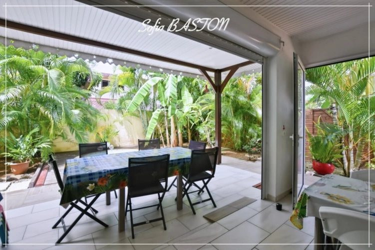 Photos 5 - Prestige - Les Trois-Îlets – Maison T3 Plain-pied – Piscine - 200 m plage – 58m² Hab. – Terrain 260 m² (972) - A vendre