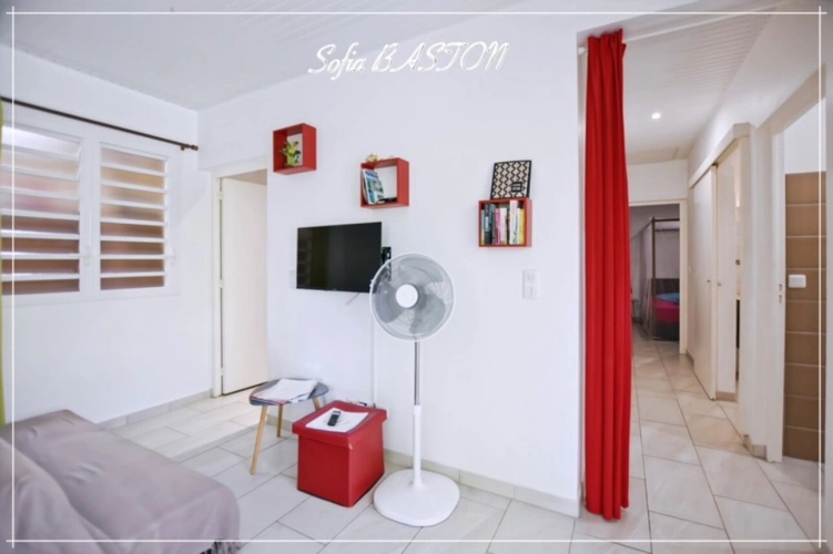 Photos 10 - Prestige - Les Trois-Îlets – Maison T3 Plain-pied – Piscine - 200 m plage – 58m² Hab. – Terrain 260 m² (972) - A vendre