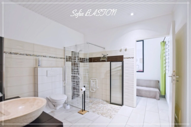 Photos 12 - Prestige - Les Trois-Îlets – Maison T3 Plain-pied – Piscine - 200 m plage – 58m² Hab. – Terrain 260 m² (972) - A vendre