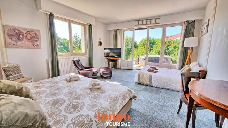 Photos 9 - Touristique - Maison d'hôtes / gîte avec vue sur le château de Chaumont-s