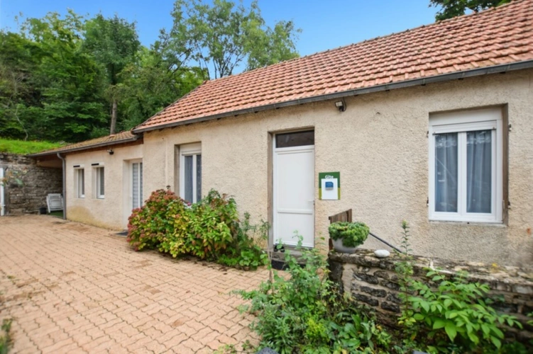 Photos 15 - Prestige - Propriété /gîtes/ chambre d'hôtes et grand terrain à St Sernin du Plain