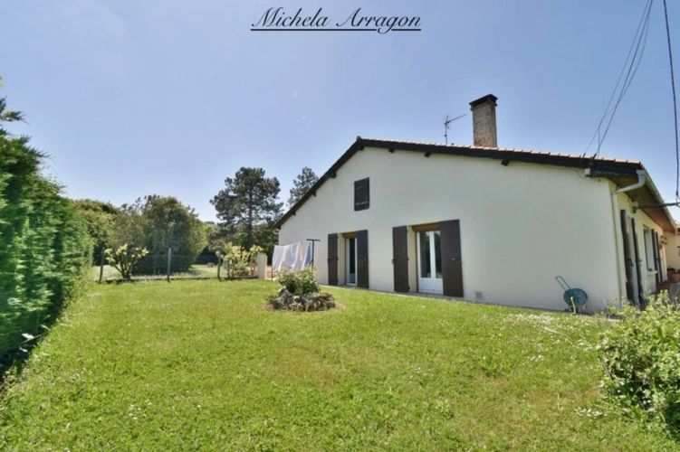 Photos 28 - Tourist - PUJOLS (47) – Havre de verdure et de projets, à deux pas de la vie active