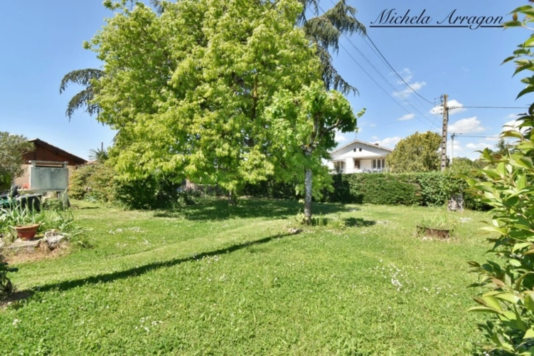 Photos 31 - Tourist - PUJOLS (47) – Havre de verdure et de projets, à deux pas de la vie active