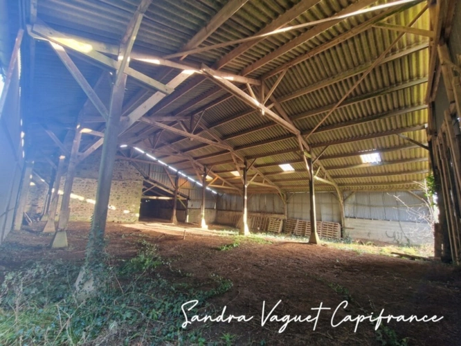 Photos 1 - Foncière - Terrain à vendre de 29 560,00 m² NOYAL PONTIVY (56) hangars 427 m²+ 230m²