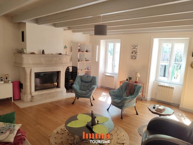 Photos 2 - Touristique - Ensemble immobilier comprenant maison d'habitation et maison d'h