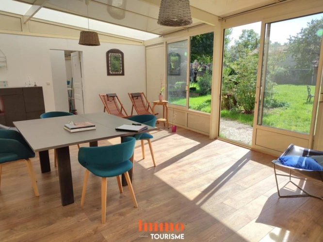 Photos 9 - Touristique - Ensemble immobilier comprenant maison d'habitation et maison d'h