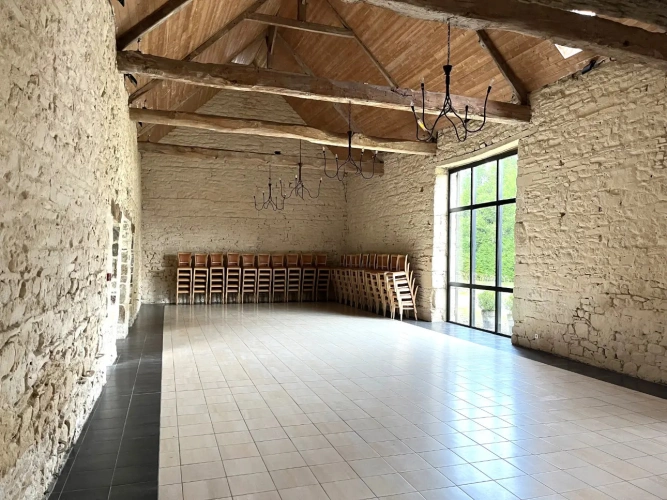 Photos 14 - Prestige - En Baie du Mont-Saint-Michel, à vendre au Mont-Dol, une propriété composée d'une Habitation, de Salles de réception et de dépendances