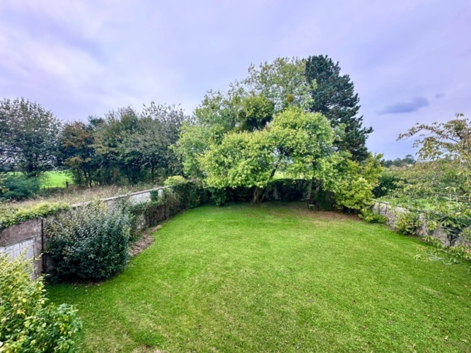 Photos 3 - Prestige - Belle opportunité – Maison de Maître à vendre avec dépendances sur 1,5 hectare, à 10 min de la mer et 20 min de Bayeux – La Cambe (14)