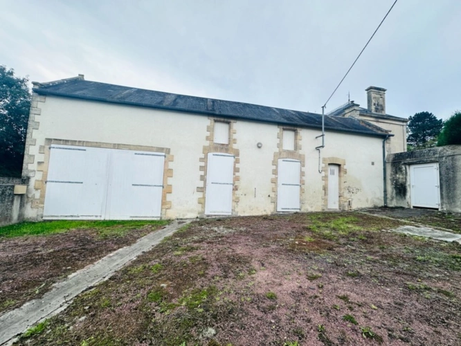 Photos 8 - Prestige - Belle opportunité – Maison de Maître à vendre avec dépendances sur 1,5 hectare, à 10 min de la mer et 20 min de Bayeux – La Cambe (14)