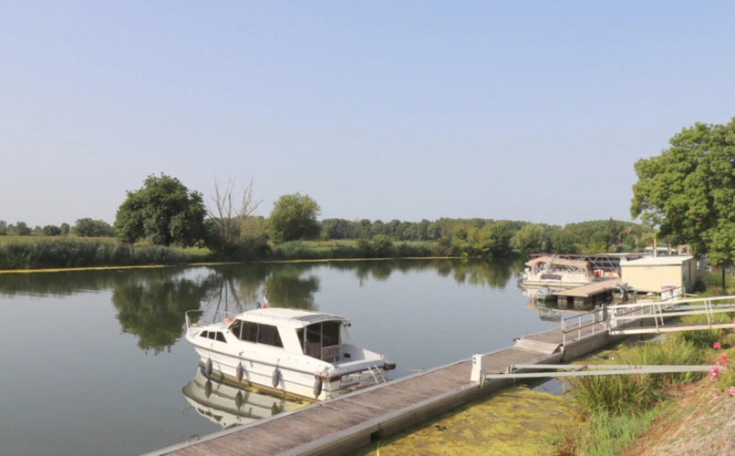 Photos 5 - Touristique - Moulin au cœur de la Bresse avec accès privé à la rivière - 585 m² sur 8553 m² de terrain
