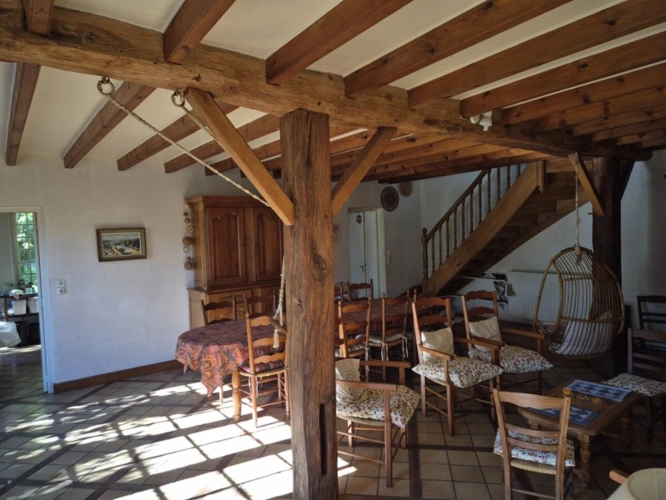 Photos 42 - Touristique - Cœur de campagne charentaise, Corps de Ferme avec plusieurs maisons et nombreuses dépendances