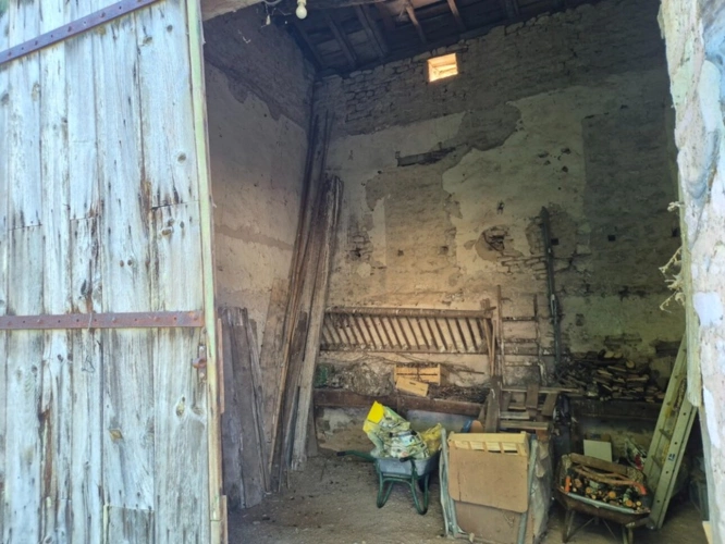 Photos 59 - Touristique - Cœur de campagne charentaise, Corps de Ferme avec plusieurs maisons et nombreuses dépendances