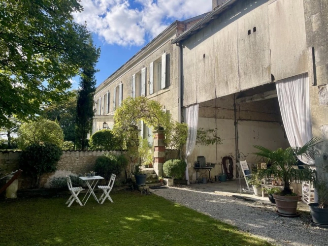 Photos 2 - Prestige - Maison de maître