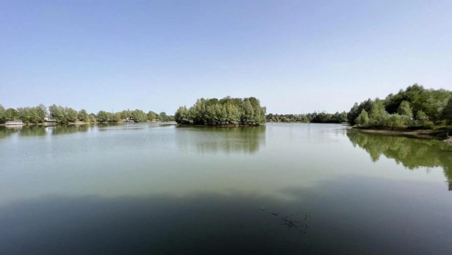 Photos 2 - Foncière - Étang de pêche de 10 hectares   Opportunité rare