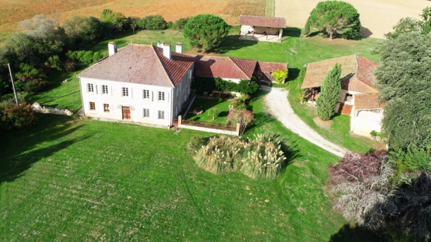 Photos 38 - Prestige - Propriété à vendre 9 pièces RIGUEPEU (32) - 315 m2 - 1,9 hectares