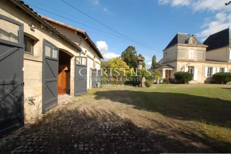 Photos 23 - Prestige - Magnifique château avec vignoble proche de Bordeaux