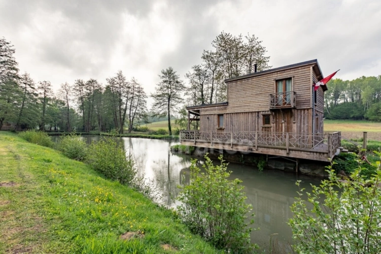 Photos 71 - Touristique - Propriété camping à vendre Laon (02) 1h15 de Paris