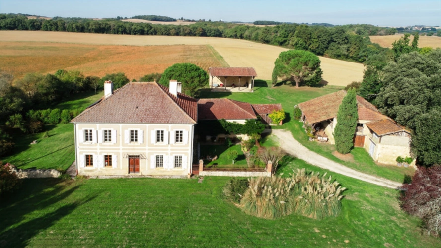 Photos 38 - Prestige - Propriété à vendre 9 pièces RIGUEPEU (32) - 315 m2 - 1,9 hectares