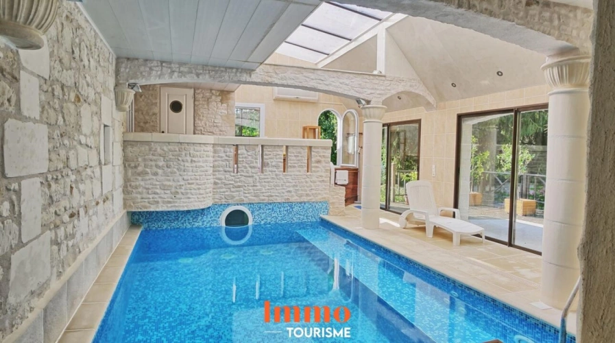Photos 19 - Touristique - Propriété de 3ha, PISCINE INTERIEURE, pour chambres d'hôtes