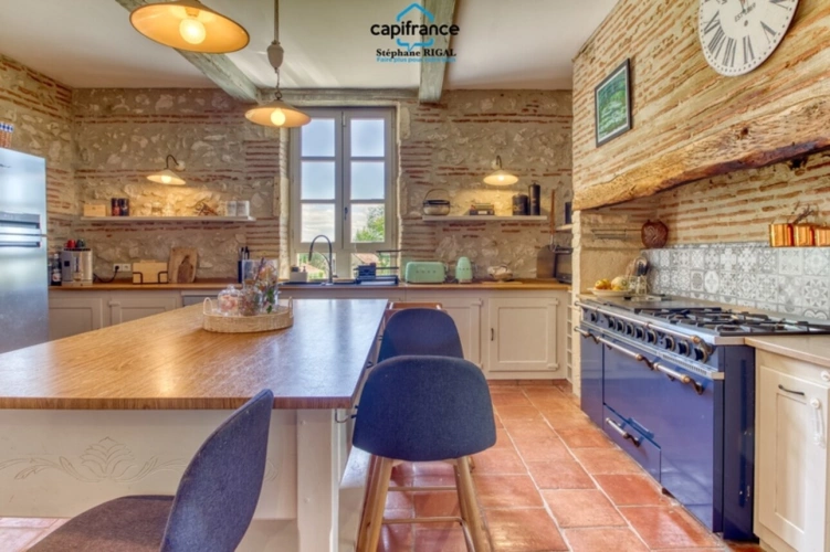 Photos 8 - Prestige - Propriete à vendre 10 pièces FONGRAVE (47) maison de 360m2 sur terrain de 1,43ha