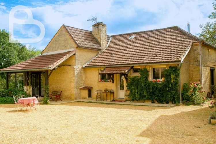 Photos 4 - Équestre - Maison en pierre avec deux granges, gîte et prairies clôturé