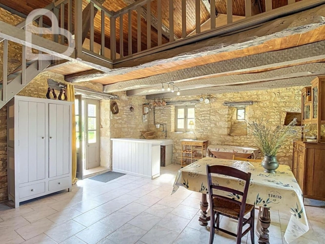 Photos 15 - Équestre - Maison en pierre avec deux granges, gîte et prairies clôturé