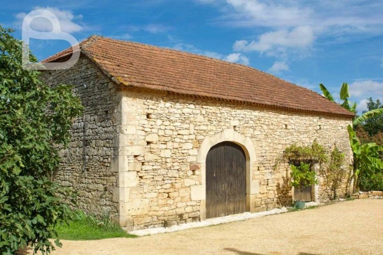 Photos 16 - Équestre - Maison en pierre avec deux granges, gîte et prairies clôturé