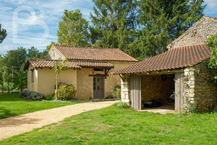 Photos 21 - Équestre - Maison en pierre avec deux granges, gîte et prairies clôturé