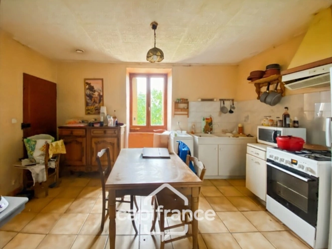 Photos 11 - Touristique - Propriété à vendre composée de 2 maisons - 11 pièces DOMMARTIN LES CUISEAUX (71) sur 1,1 hectare de terrain