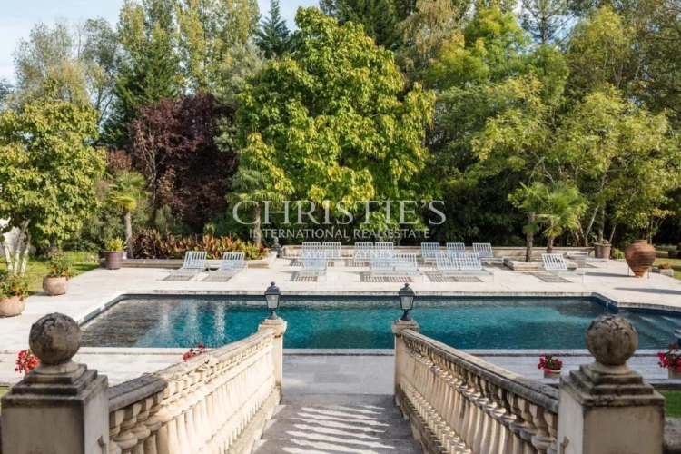 Photos 6 - Prestige - Propriété de charme composée d'un manoir, longère, salle de cinéma, grange, petit vignoble
